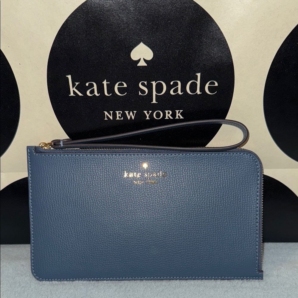 Kate Spade Lucy Refined Grain Leather Zip Wristlet - Picture 2 of 12